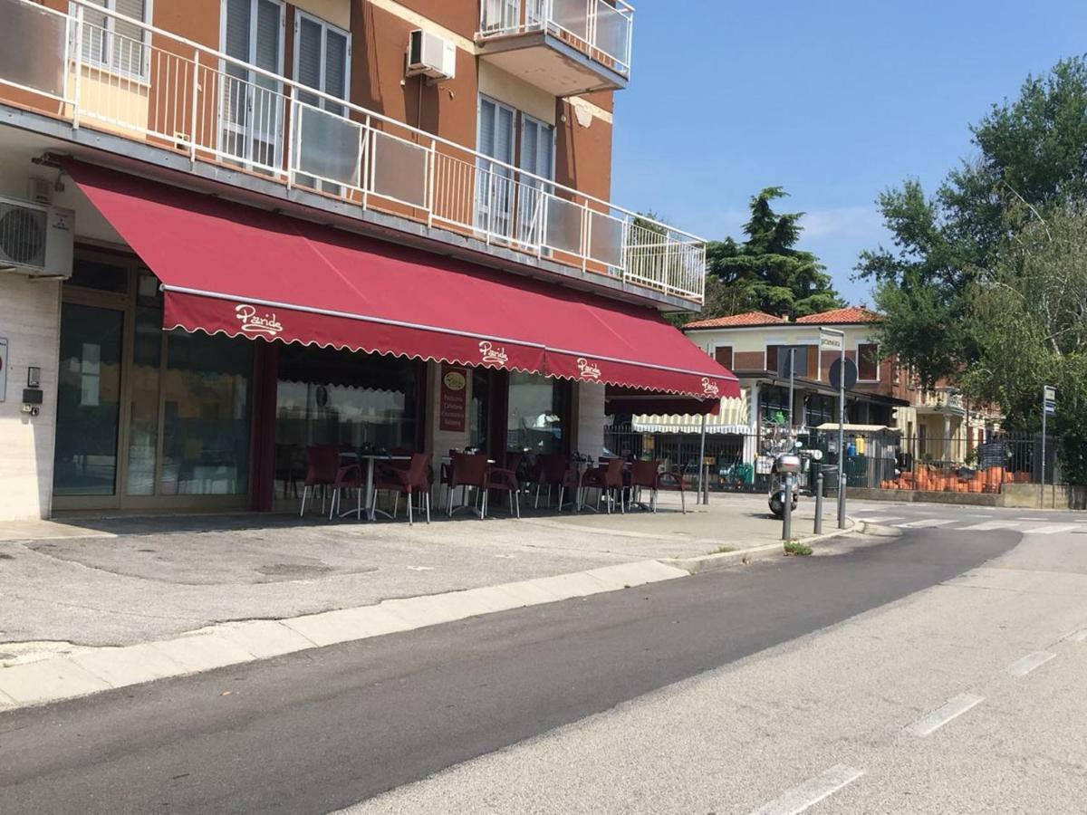 Appartamento Intero Bilocale Vicino All'Ospedale Padova Luaran gambar